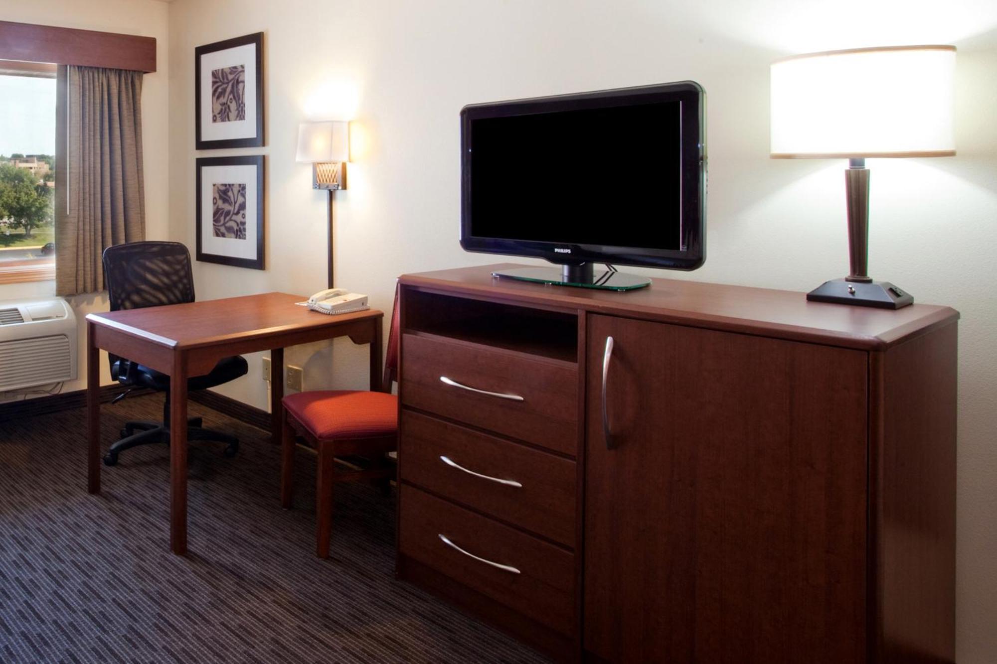 Americinn By Wyndham Madison Sd Εξωτερικό φωτογραφία