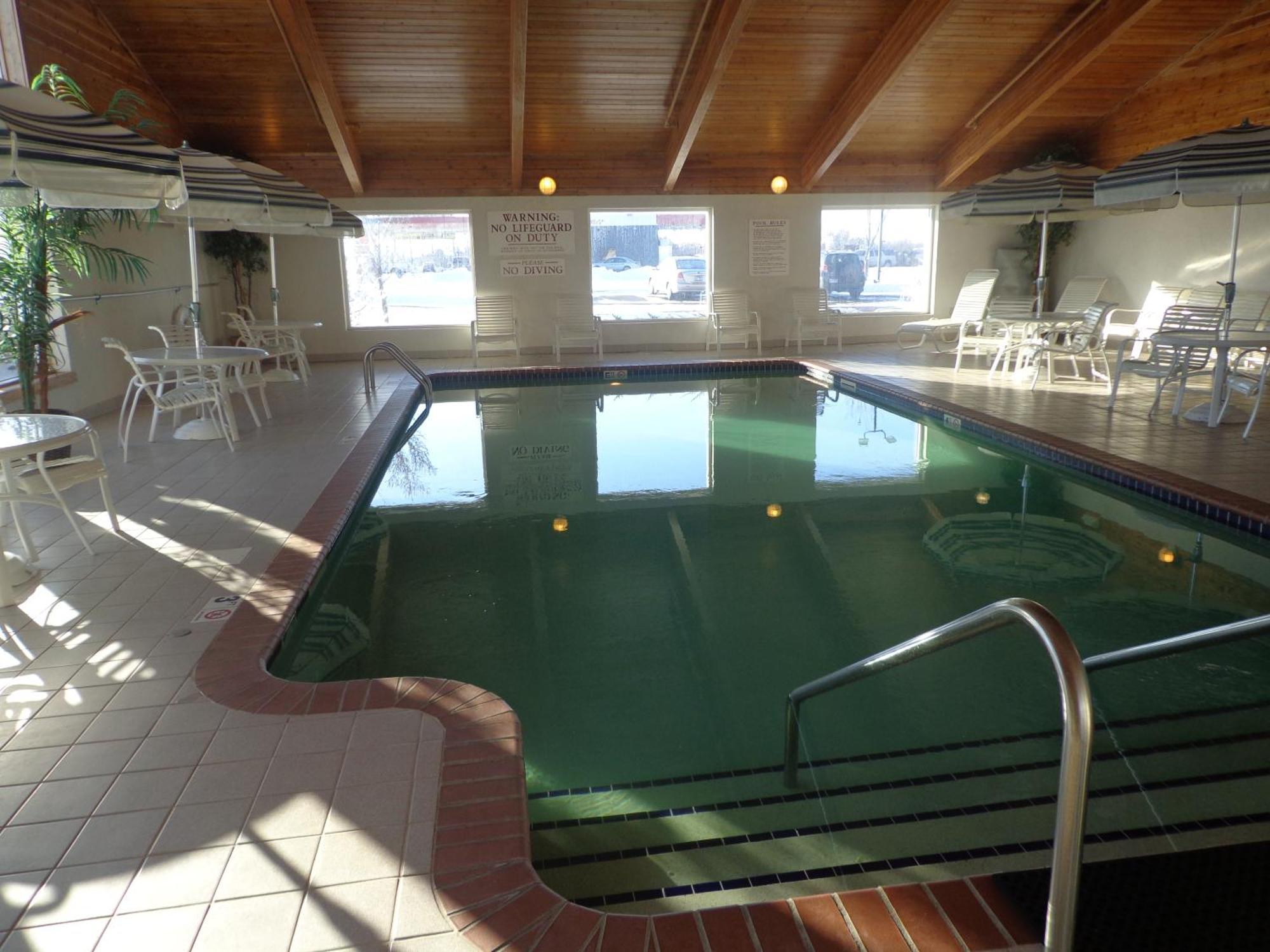 Americinn By Wyndham Madison Sd Εξωτερικό φωτογραφία