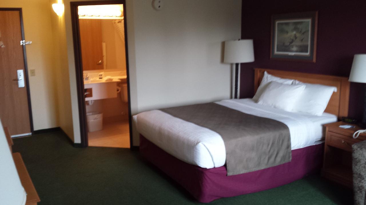 Americinn By Wyndham Madison Sd Εξωτερικό φωτογραφία